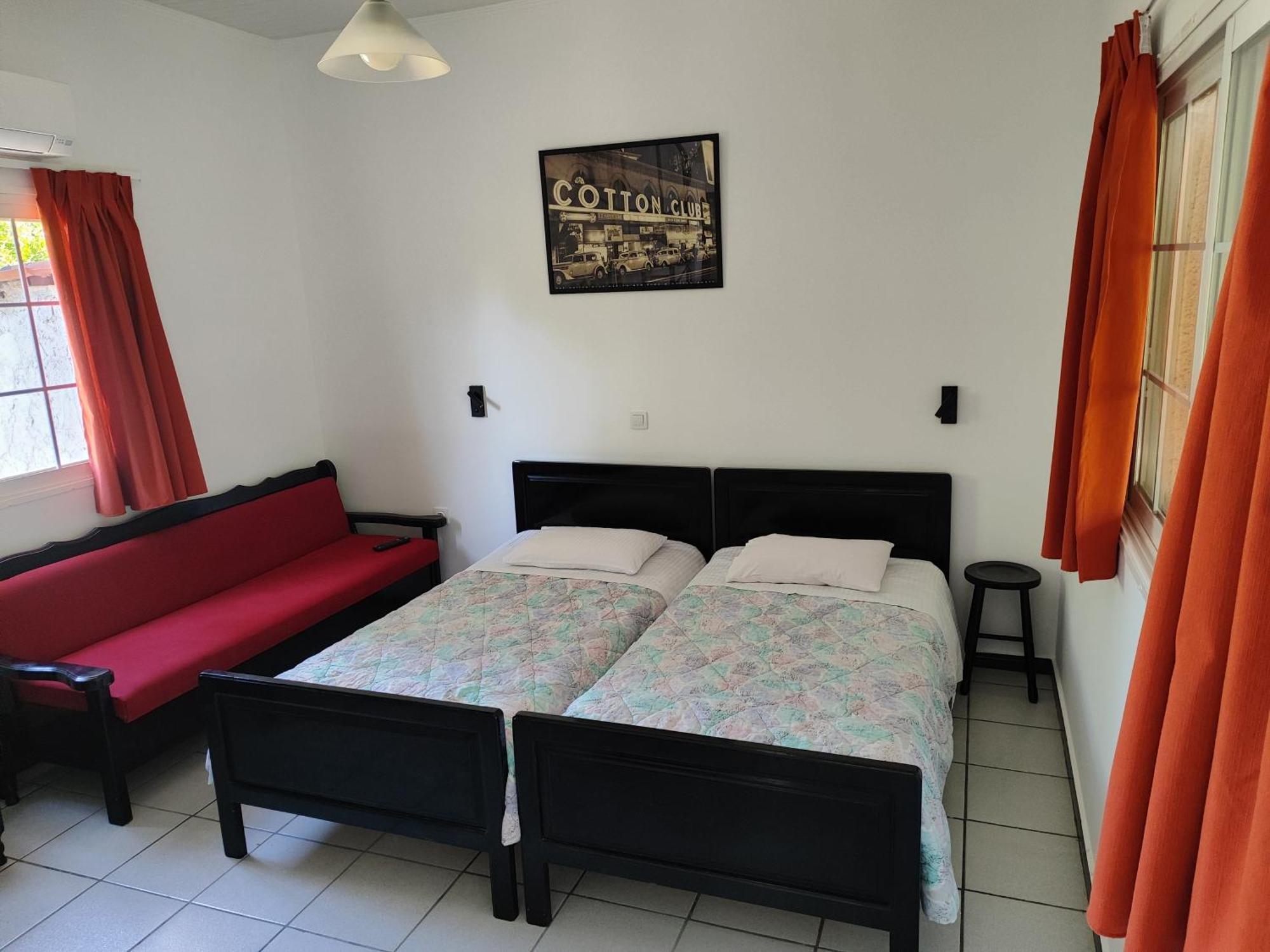 Cottonclub Villas Tolo Bagian luar foto